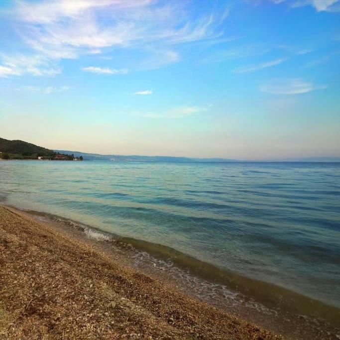 Апартаменты Sun & Sea : Malaki Seaside Экстерьер фото